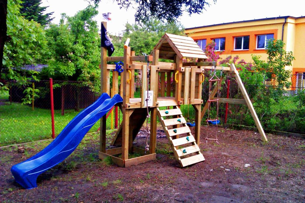 Kavarna Lucie S Ubytovanim Horní Těrlicko Eksteriør billede